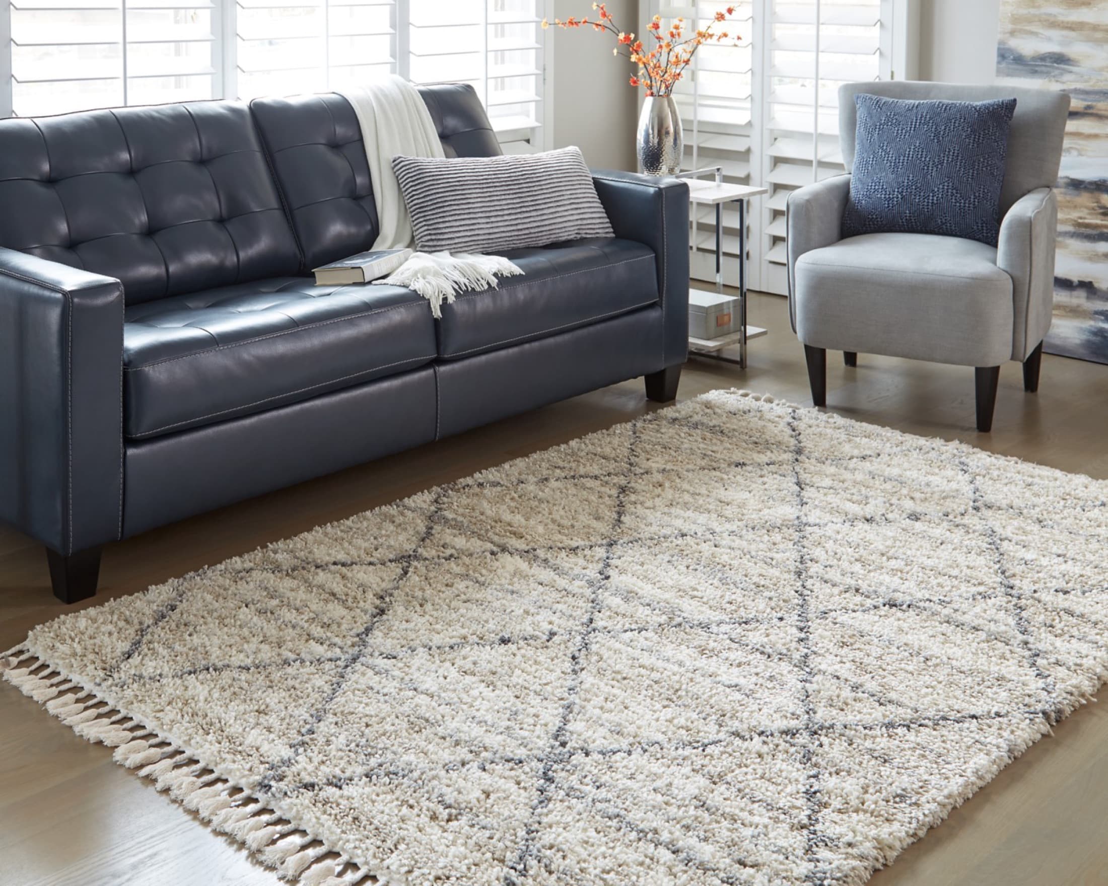 Rugs & Decor furniture at Elite Furniture Cincinnati